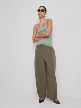 Top tipo camisola elástico con alto contenido de algodón