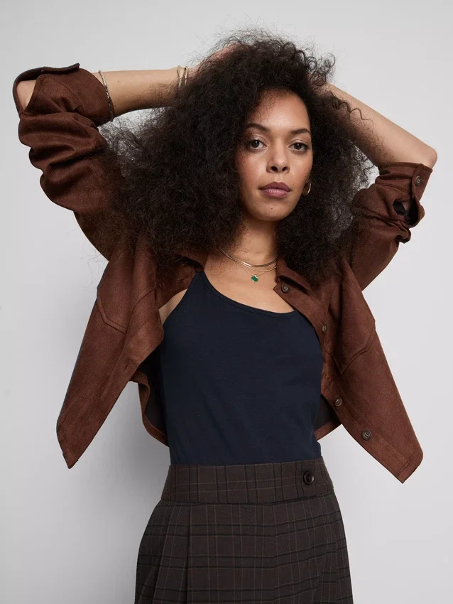 Top tipo camisola elástico con alto contenido de algodón