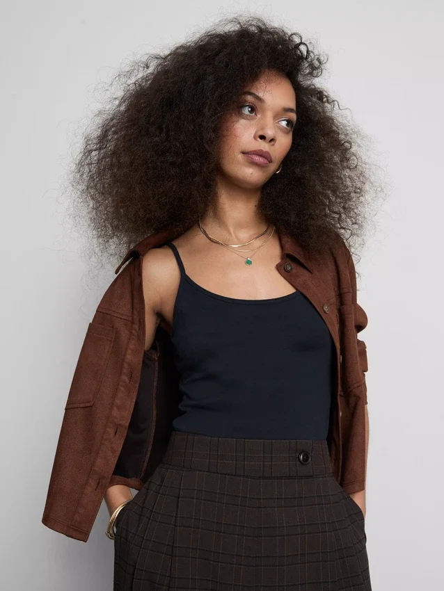 Top tipo camisola elástico con alto contenido de algodón