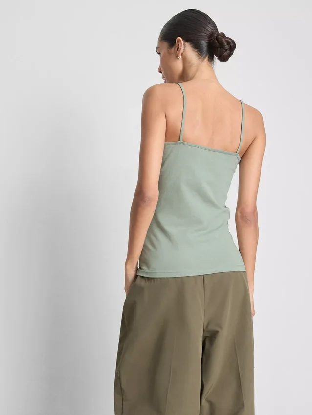 Top tipo camisola elástico con alto contenido de algodón