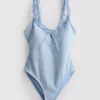 Traje de baño con volantes de cuadros vichy