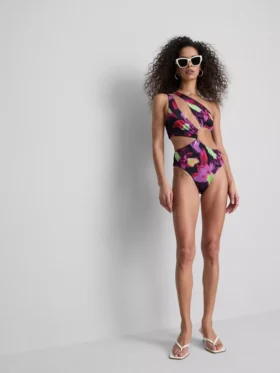 Traje de baño estampado con aberturas