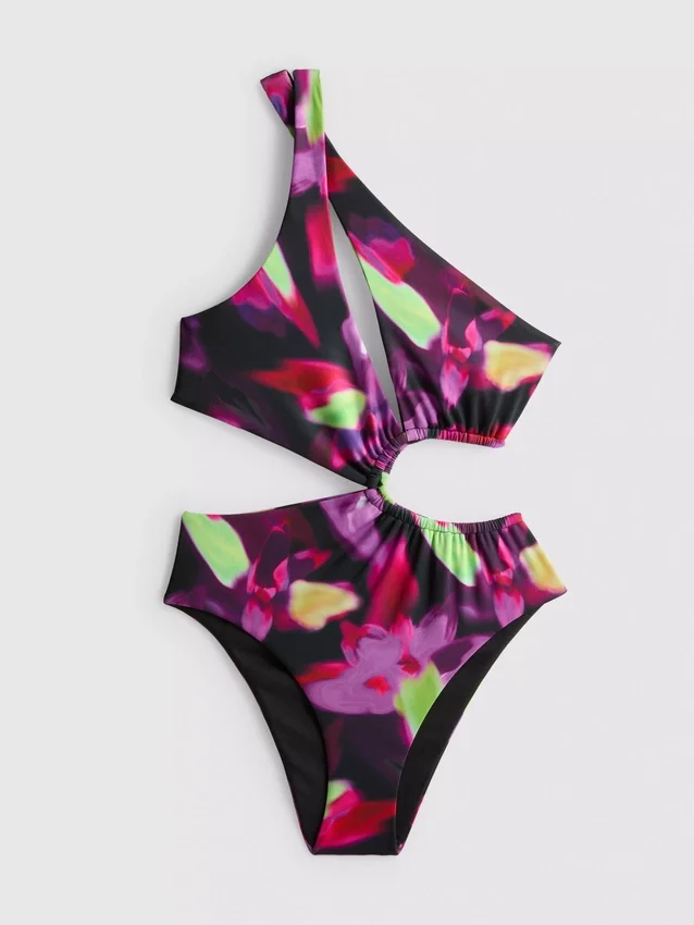 Traje de baño estampado con aberturas