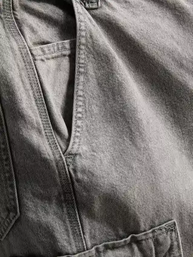 Vaqueros cargo holgados de talle medio