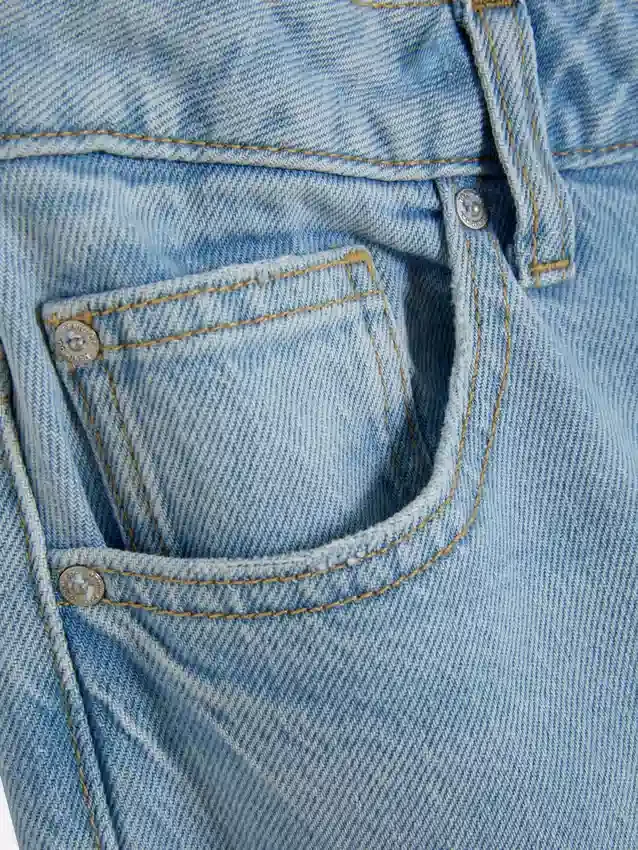 Vaqueros de pierna recta ajustada | corte regular
