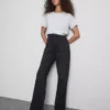 Vaqueros de talle alto y pierna recta