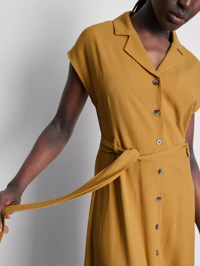 Vestido camisero midi de manga corta