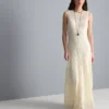 Vestido largo de encaje elástico