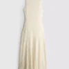 Vestido largo de encaje elástico