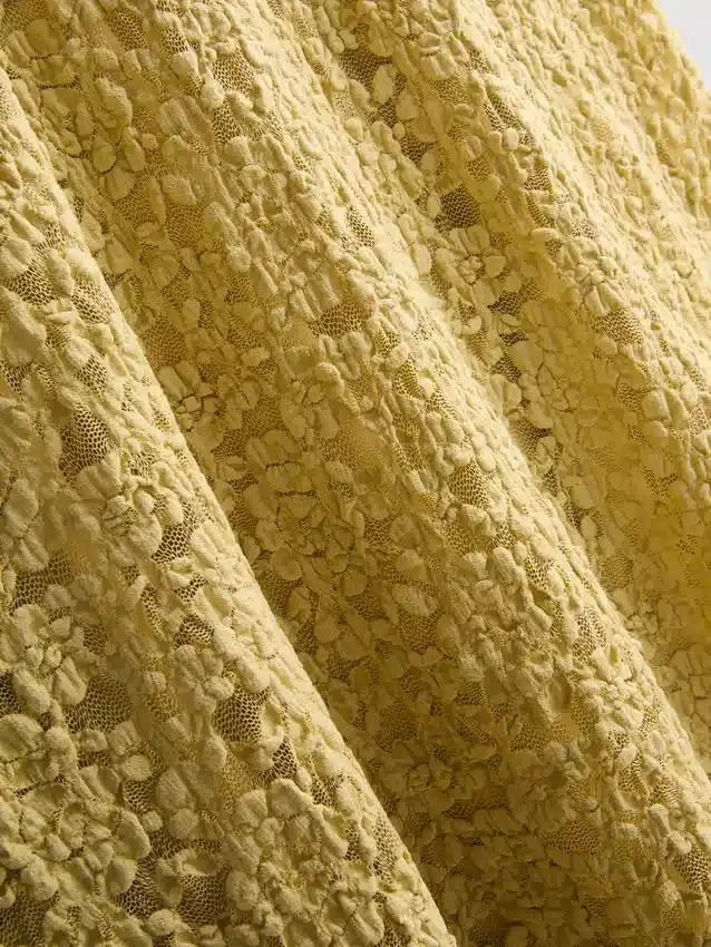 Vestido largo de encaje elástico