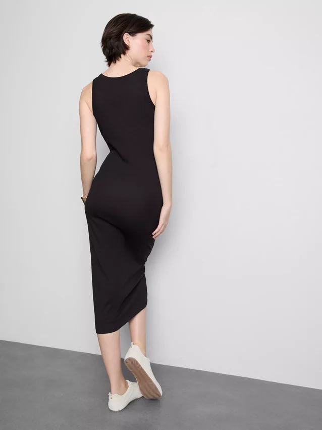 Vestido midi con sujetador incorporado de punto acanalado