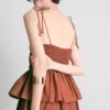 Vestido midi con volantes en capas