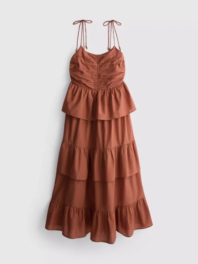 Vestido midi con volantes en capas