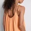 Vestido midi de tirantes