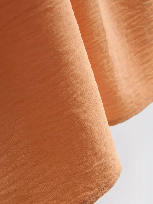 Vestido midi de tirantes