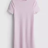 Vestido mini tipo camiseta ajustado con costuras acanaladas