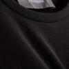 Vestido mini tipo camiseta ajustado con costuras acanaladas
