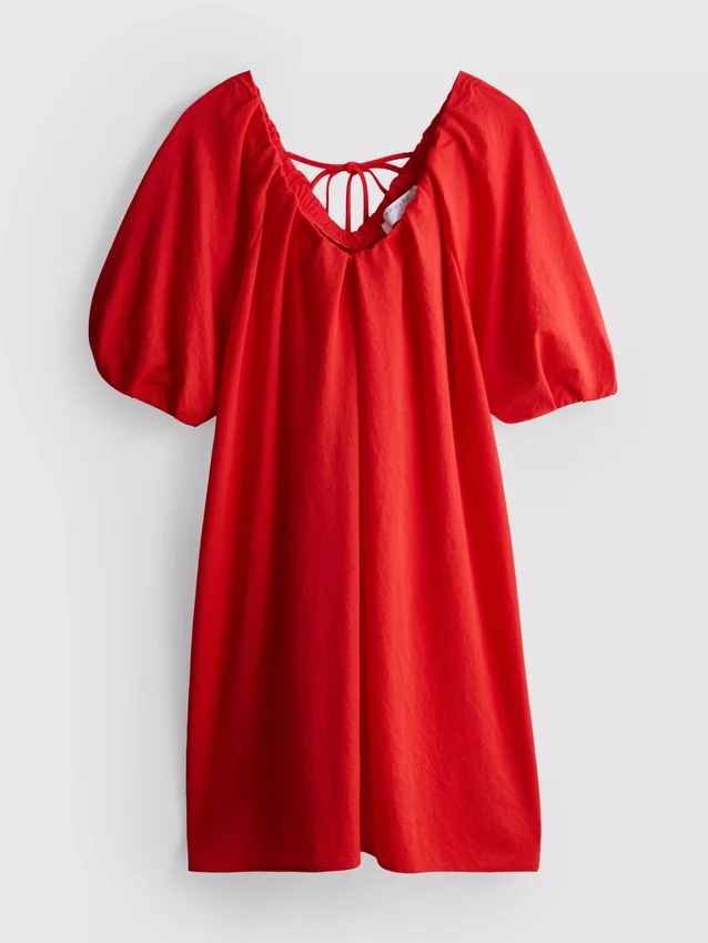 Vestido mini tipo smock con mangas abullonadas