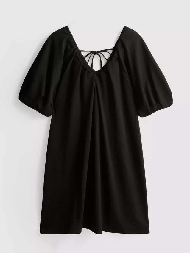 Vestido mini tipo smock con mangas abullonadas