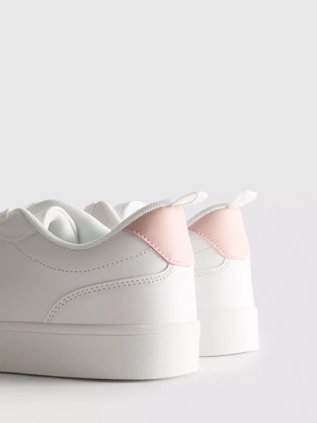 Zapatillas clásicas de caña baja