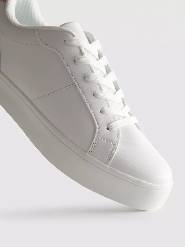 Zapatillas clásicas de caña baja