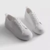 Zapatillas con margaritas bordadas