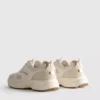 Zapatillas con paneles de malla gruesa