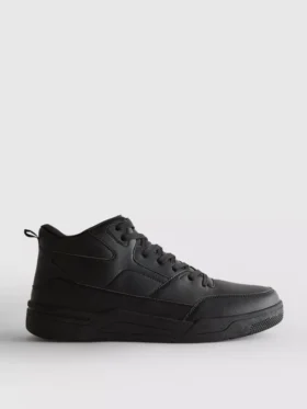 Zapatillas de caña alta imprescindibles