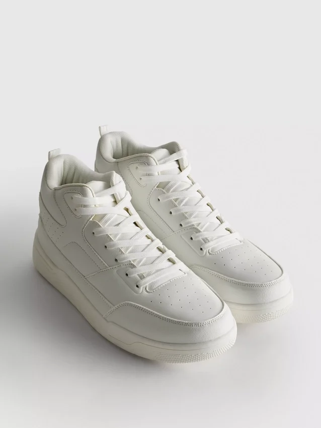 Zapatillas de caña alta imprescindibles