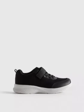 Zapatillas de caña baja con suela gruesa