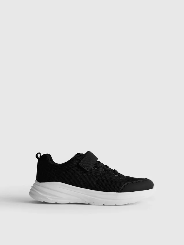 Zapatillas de caña baja de malla