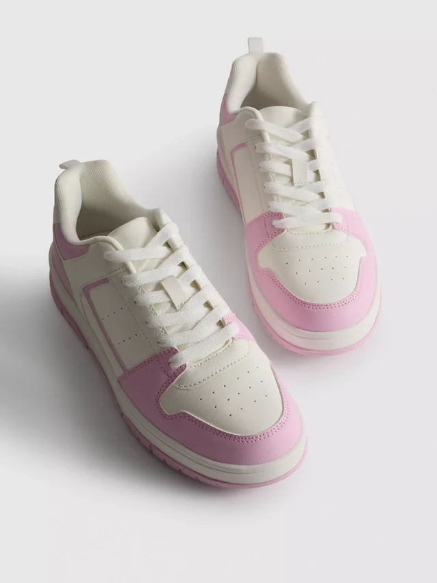 Zapatillas de cancha con bloques de color