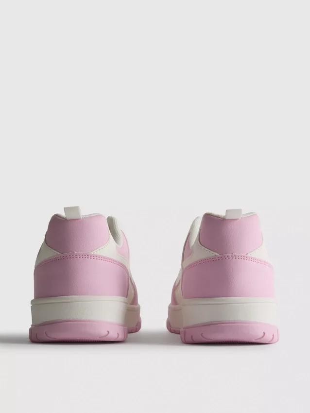 Zapatillas de cancha con bloques de color