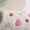 Zapatillas de casa de felpa con diseño de corazón