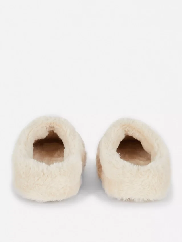 Zapatillas de casa mullidas