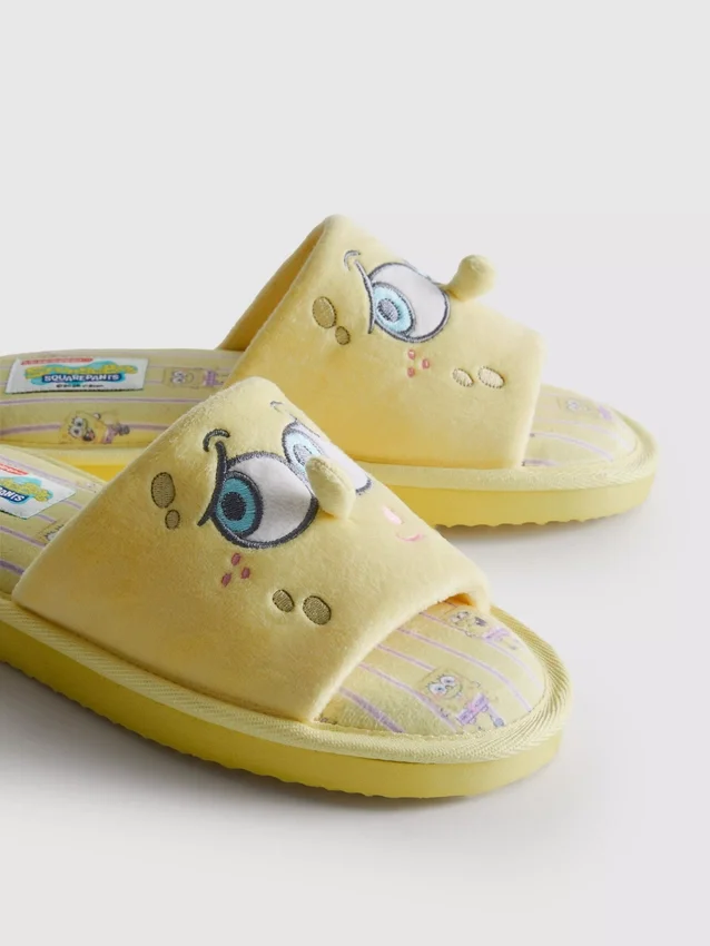 Zapatillas de casa tipo mule de Bob Esponja