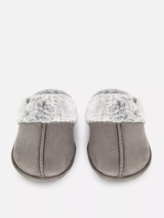 Zapatillas de casa tipo mule de felpa