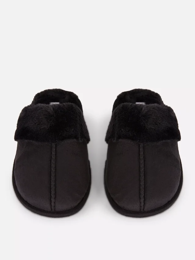 Zapatillas de casa tipo mule de felpa