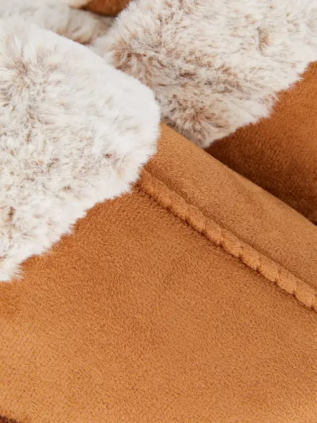Zapatillas de casa tipo mule de felpa