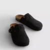 Zapatillas de casa tipo mules de punta cerrada