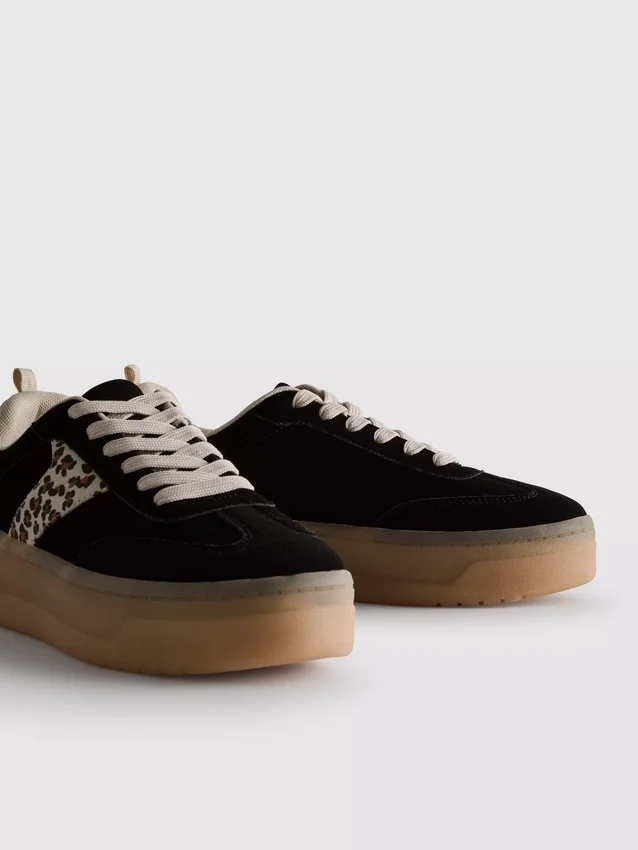 Zapatillas de suela gruesa de goma con estampado de leopardo