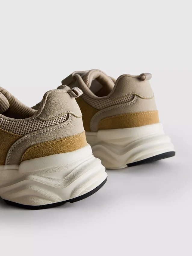 Zapatillas gruesas