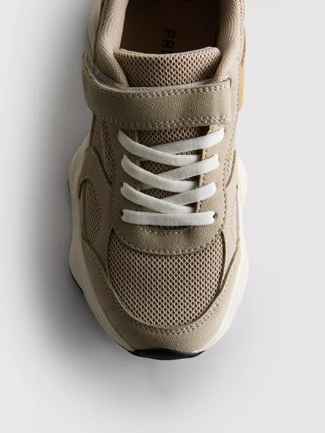 Zapatillas gruesas