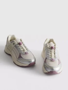 Zapatillas gruesas con cierre de palanca