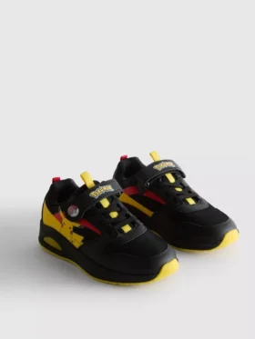 Zapatillas Pokémon que se iluminan