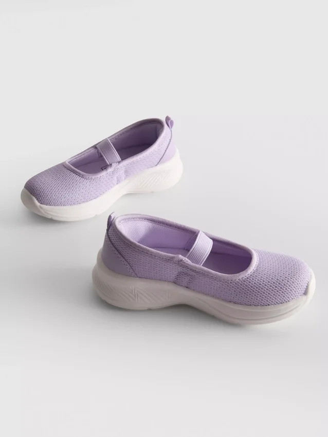 Zapatillas tipo bailarina de suela gruesa