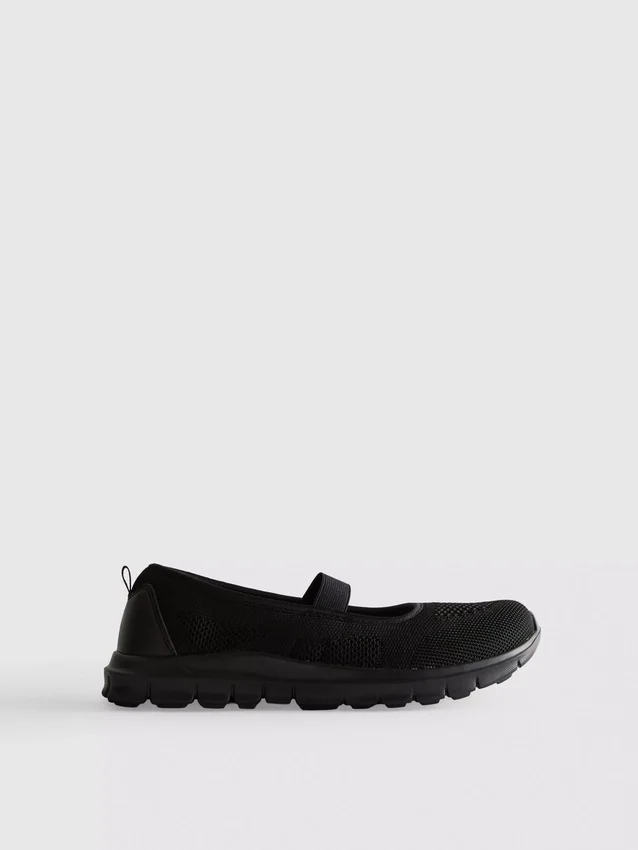 Zapatillas tipo bailarina sin cordones