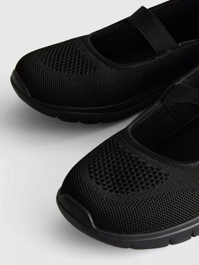 Zapatillas tipo bailarina sin cordones
