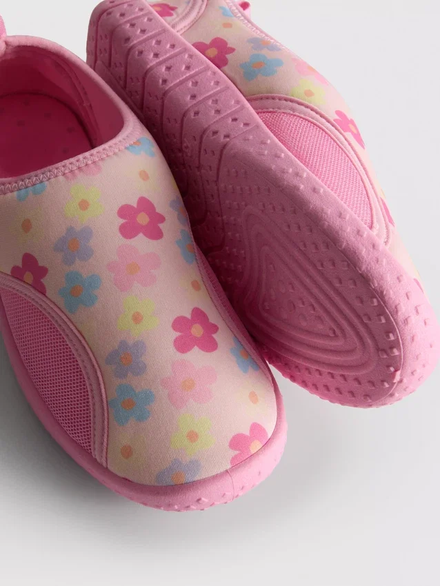 Zapatos de natación