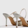 Zapatos de punta con lunares